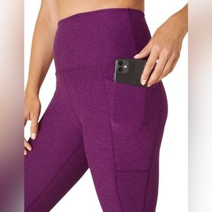 NWOT Beyond Yoga Out of Pocket High Waisted Midi Legging Aubergine Beet